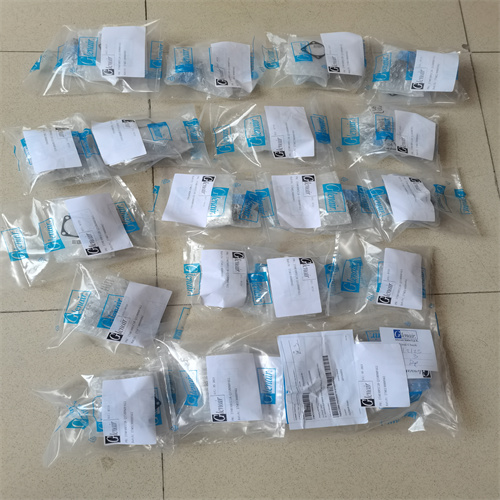 插頭 ITH030R5C18-Q1SB0N0F6G1 (2)