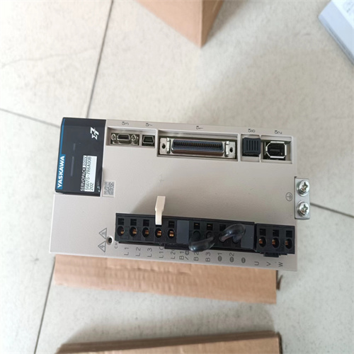 驅(qū)動(dòng)器 SGD7S-7R6A0B202 (2)