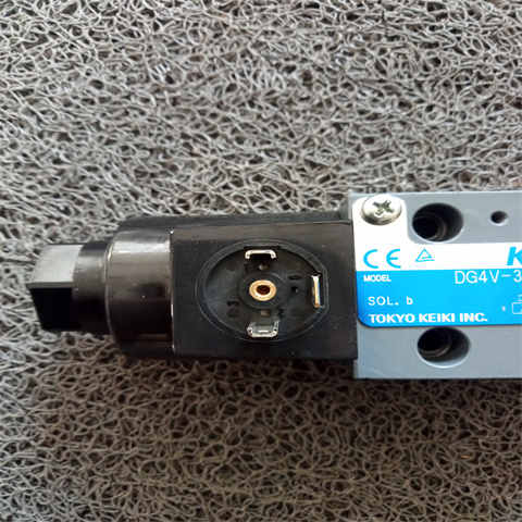 電磁閥DG4V-3-2A-U-H-100 (11)
