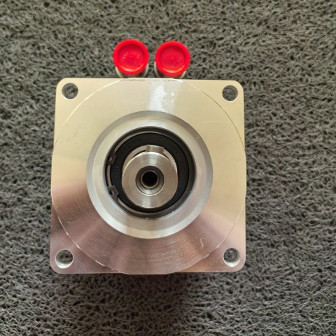 伺服電機(jī)AKM51E-ACCNR-00 (6)