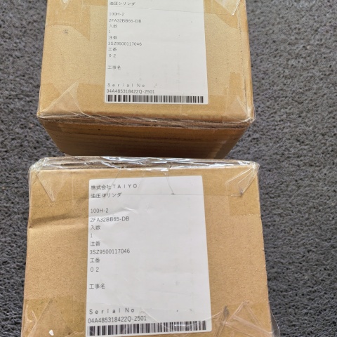 油缸100H-2 2FA32BB65-DB (6)