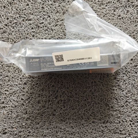 PLC模塊NZ2GN2S-60AD4 (3)