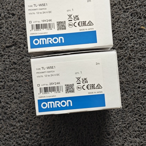 接近開關(guān) TL-W5E1 2M (2)