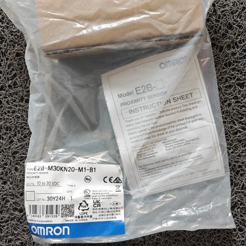接近開(kāi)關(guān) E2B-M30KN20-M1-B1 OMS (5)