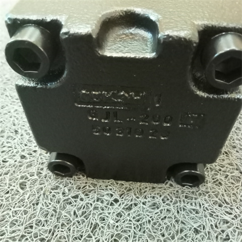 螺桿泵單泵 KTS 32-48-T (4)