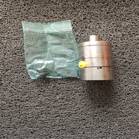 旋轉(zhuǎn)接頭 95