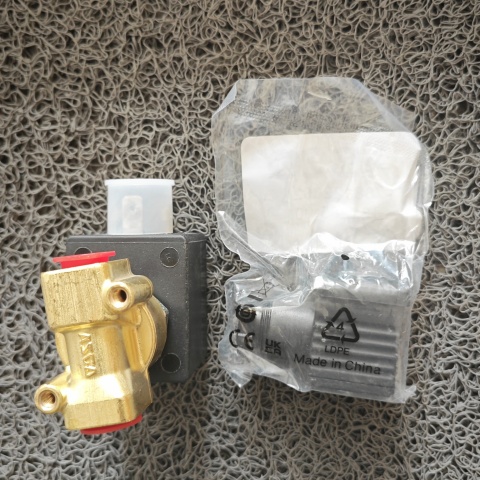 電磁閥A036862 (8)