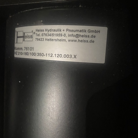 液壓缸HZ210-160-100-350-112