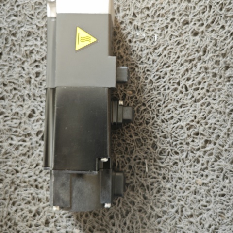 電機(jī)HG-KN13BJ-S100 (5)