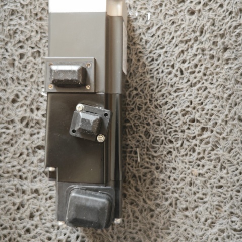 電機(jī)HG-KN13BJ-S100 (6)