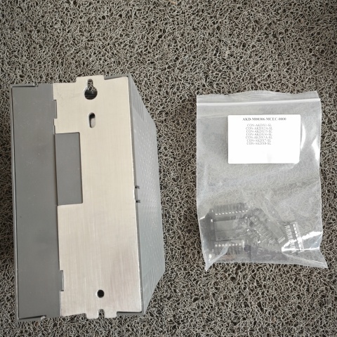 驅(qū)動器AKD-M00306-MCEC-0000 (6)