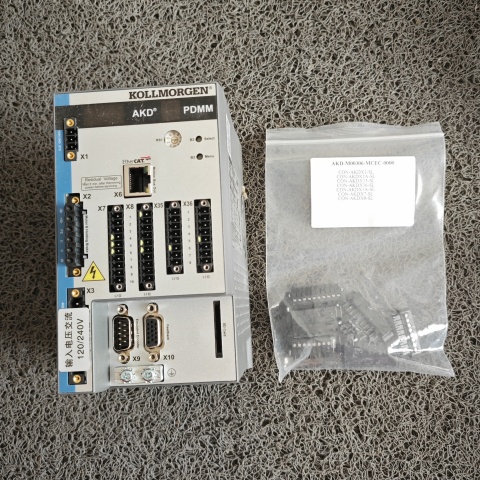 驅(qū)動器AKD-M00306-MCEC-0000 (1)