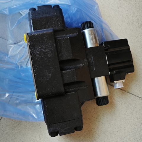 電液比例方向閥D91FBE01HC4NF00 (3)