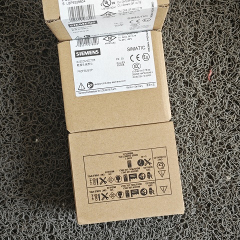 插頭6ES7972-0BB42-0XA0 (1)