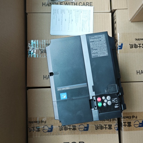 變頻器FRN0013F2S-4C (1)