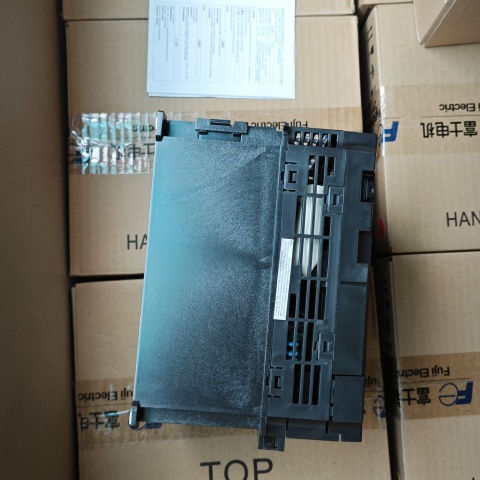 變頻器FRN0013F2S-4C (2)