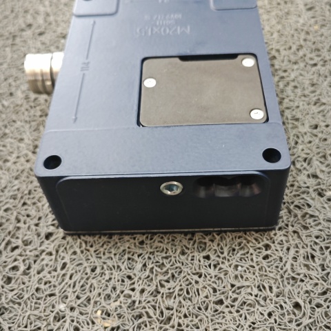 開關(guān) 101207936 AZM 415-02-02ZPKA-ST 24VAC-DC (5)