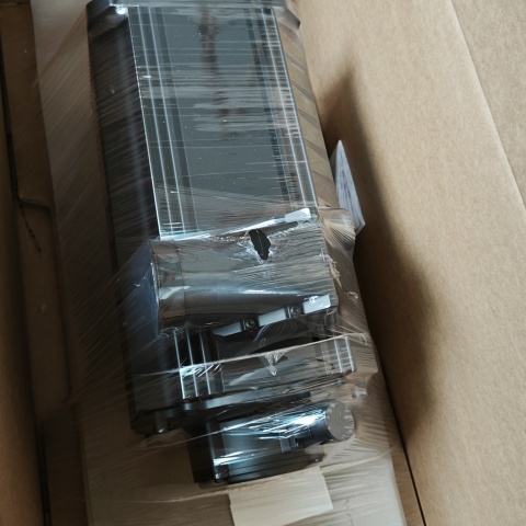 伺服電機(jī) R911332590 MSK101D-0200-NN-M1-RG2-NNNN (4)