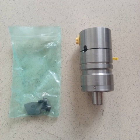 旋轉(zhuǎn)接頭95