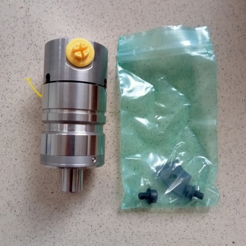 旋轉(zhuǎn)接頭95