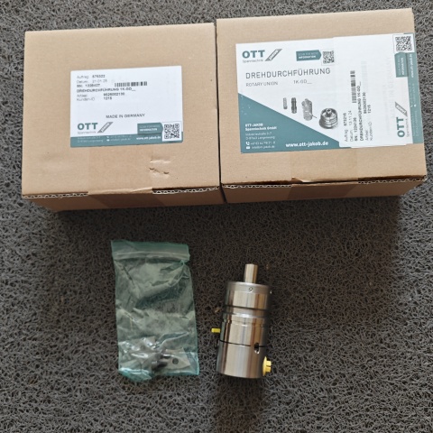 旋轉(zhuǎn)接頭95