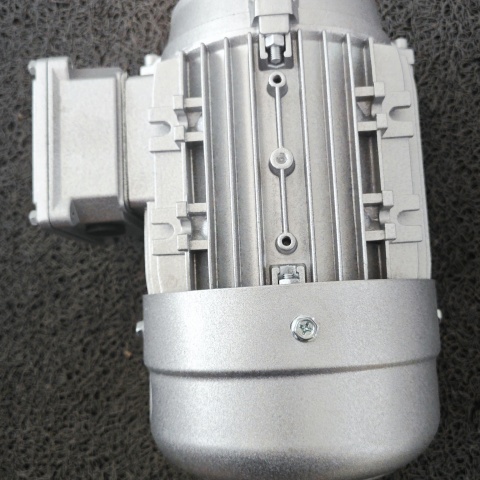 電機(jī) EM3-71MB2-AS (5)