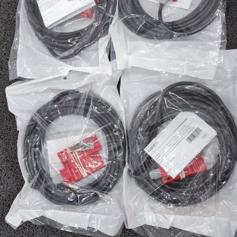 開關(guān)440N-G02083 (2)