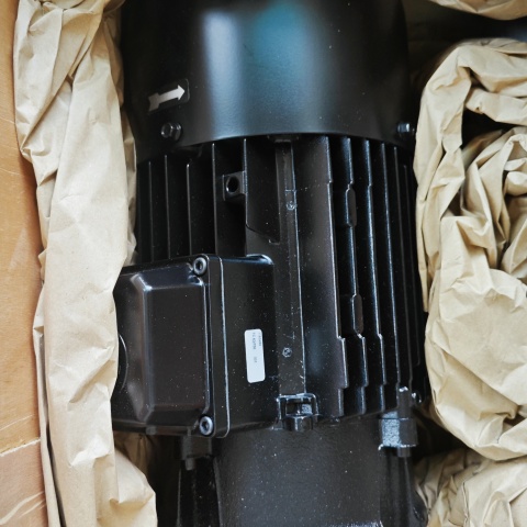 整泵TC63750+001 (2)