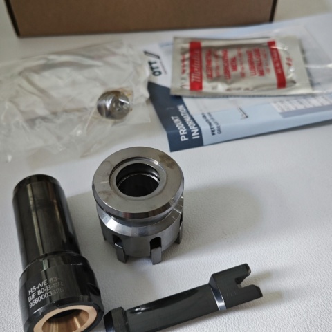 拉爪帶鎖緊螺栓 95