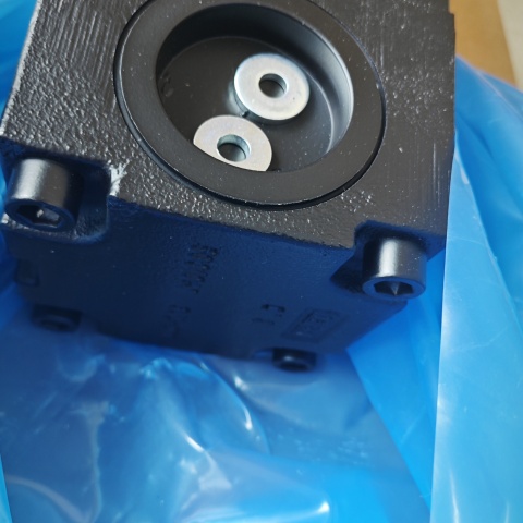 螺桿泵 KTS 40-96-T (4)